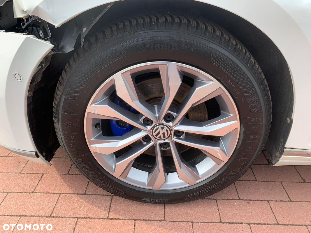 Volkswagen Passat - 9