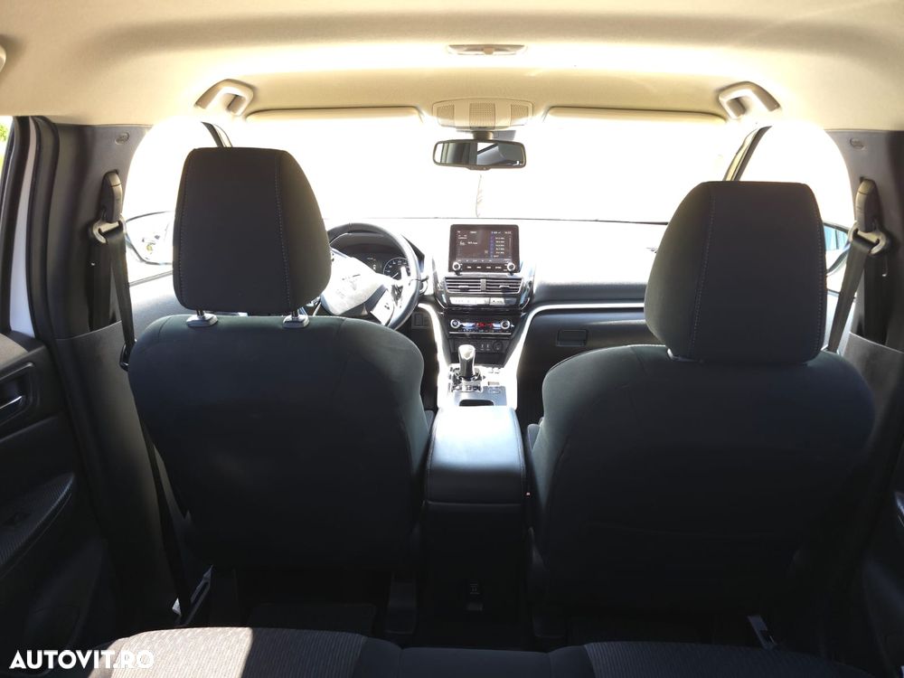 Mitsubishi Eclipse-Cross - 5