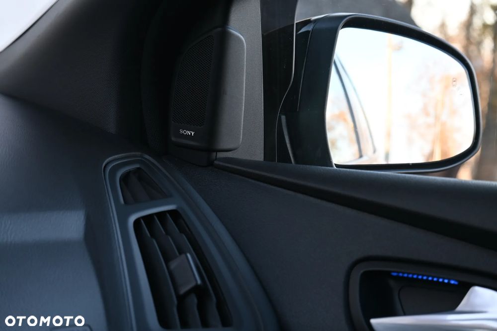 Ford Focus SW 1.5 EcoBoost S&S ST-LINE - 24