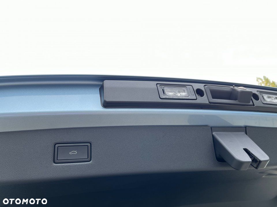 Ford Explorer - 25