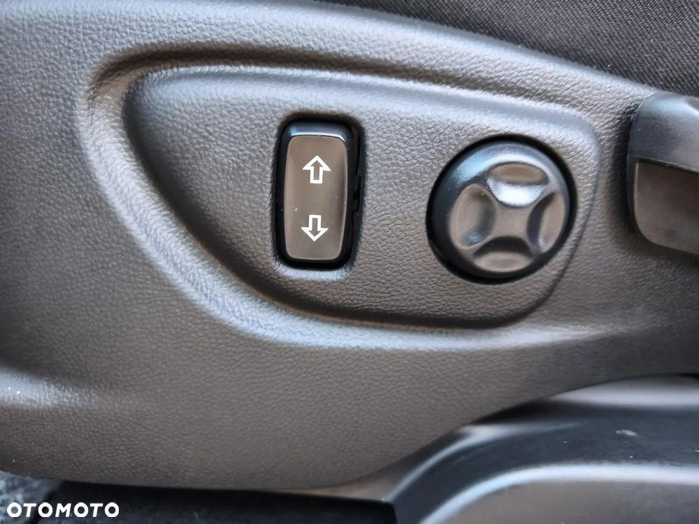Opel Mokka X 1.4 T Design Line S&S - 17