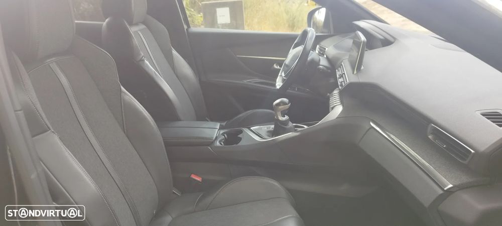 Peugeot 3008 1.5 BlueHDi GT Line Baixo Consumo - 19