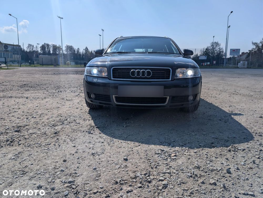 Audi A4 Avant - 13