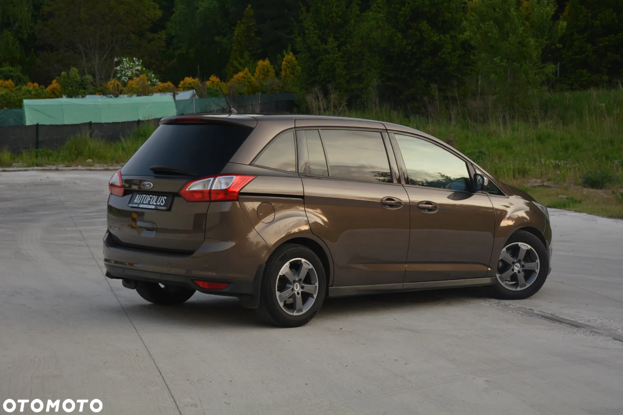 Ford Grand C-MAX - 10