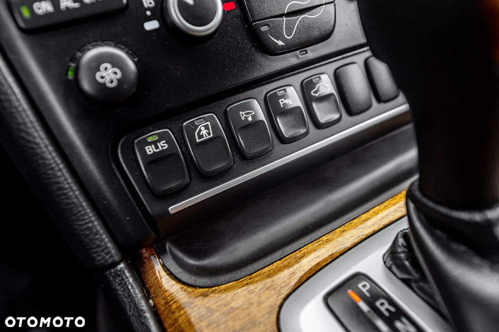 Volvo XC 90 3.2 Sport - 31