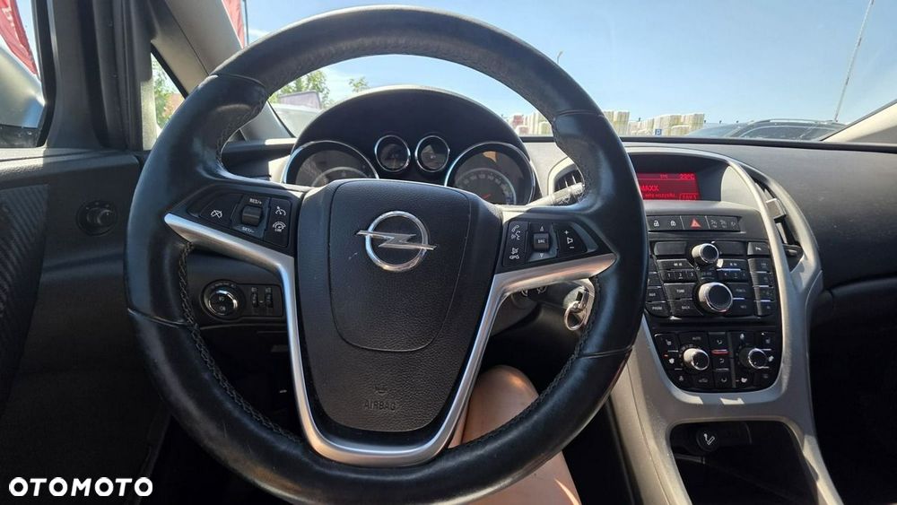 Opel Astra - 10