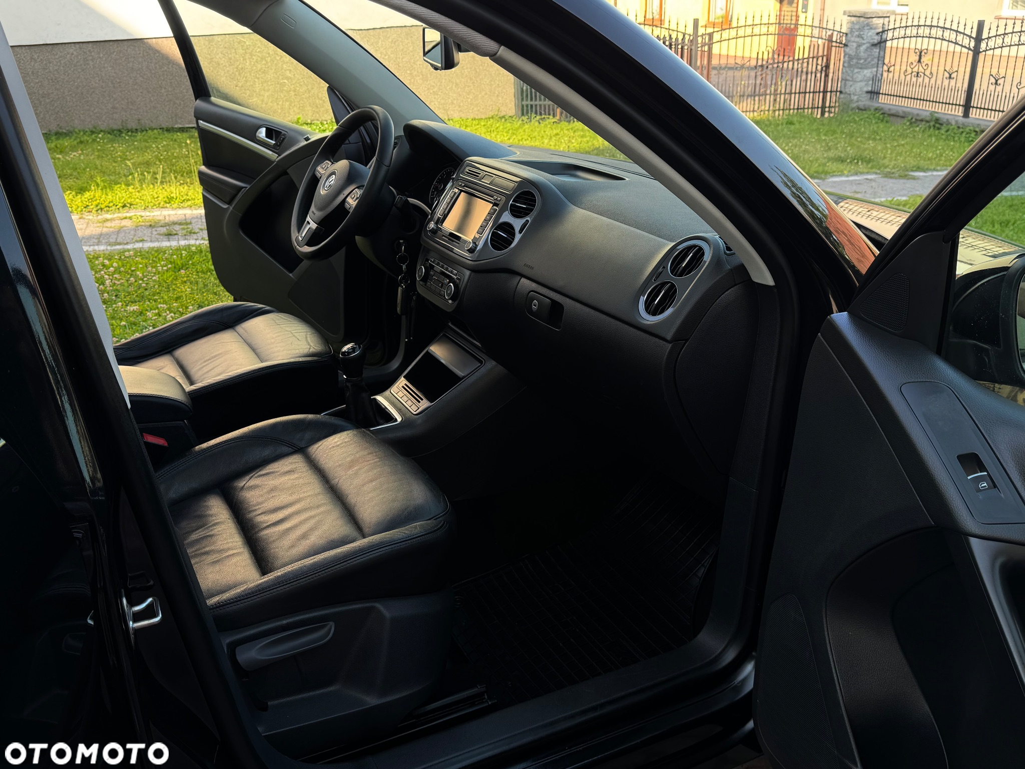 Volkswagen Tiguan 2.0 TDI DPF 4Motion BlueMotion Technology Sport & Style - 18