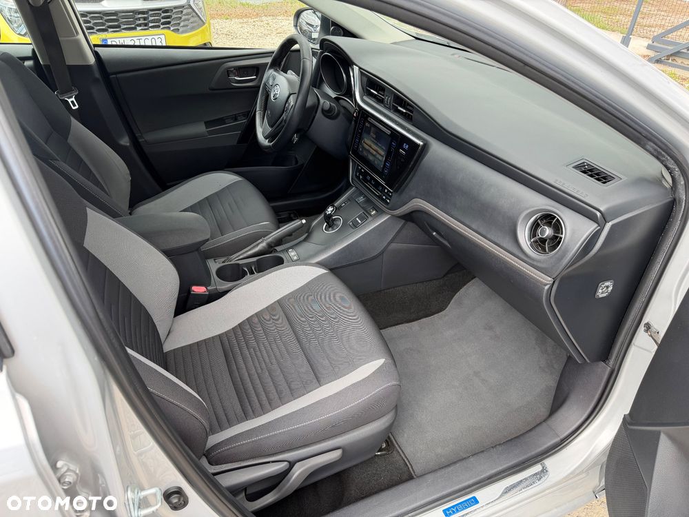 Toyota Auris Hybrid 135 Premium - 9