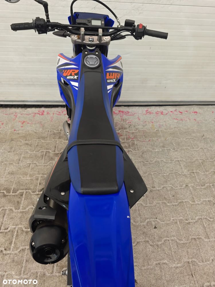 Yamaha WR - 26