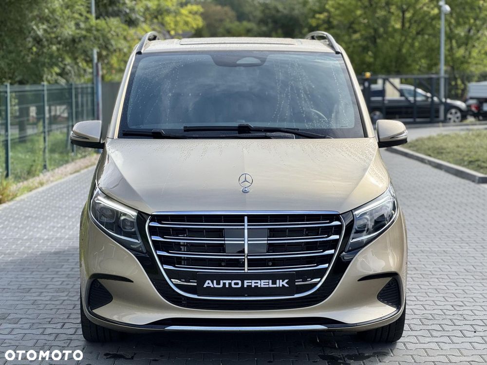 Mercedes-Benz V-Class 2026 photo 3