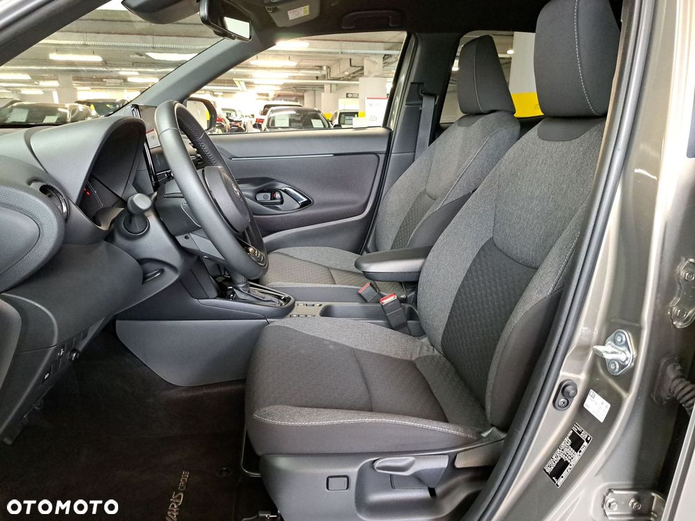 Toyota Yaris Cross Hybrid 1.5 Style - 30