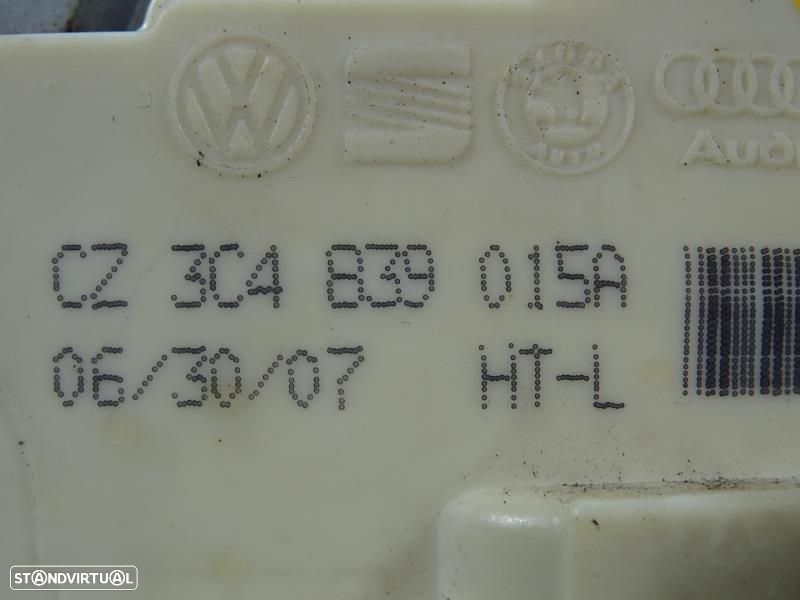 Fecho Da Porta Trás Esquerda Volkswagen Passat (3C2)  3C4839015a / 3C4 - 8