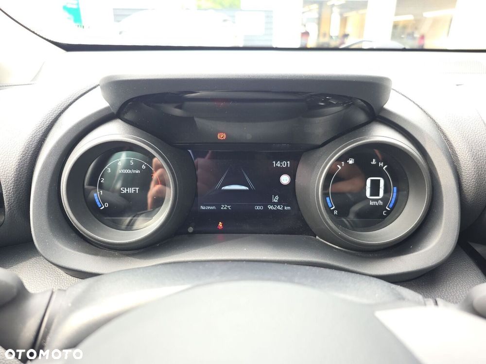 Toyota Yaris Cross 1.5 Comfort - 17