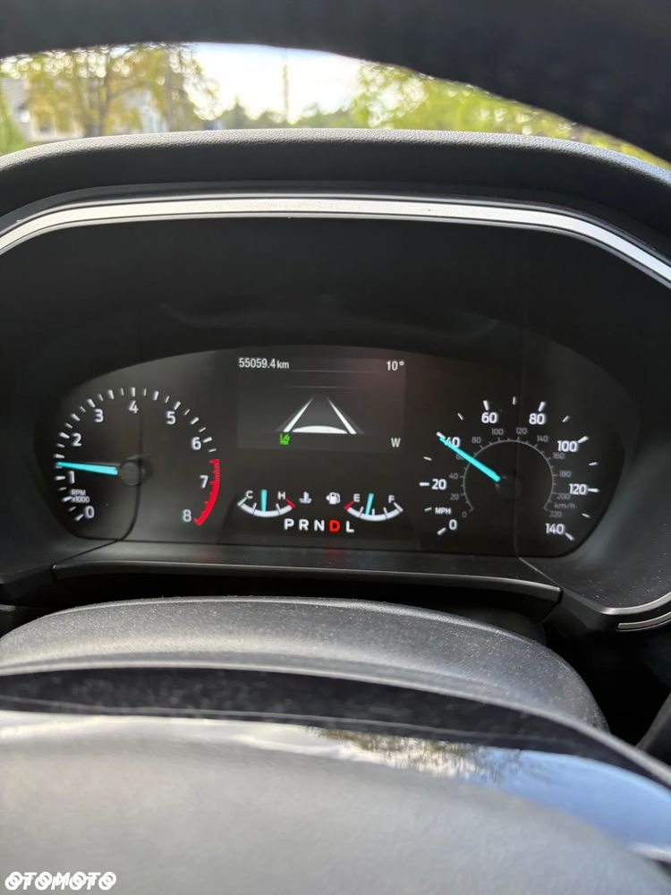 Ford Kuga - 16