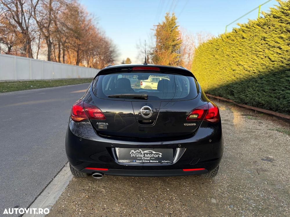 Opel Astra 1.4 Turbo Innovation - 12