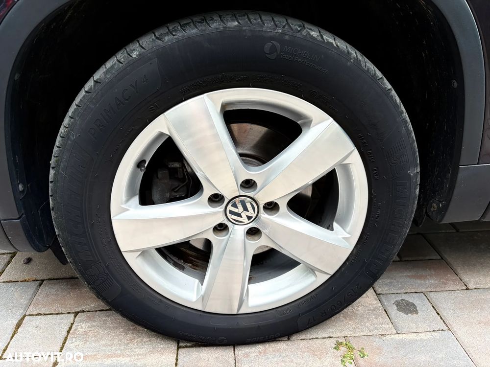 Volkswagen Tiguan 2.0 TDI SCR BlueMotion Technology Lounge Sport & Style - 20
