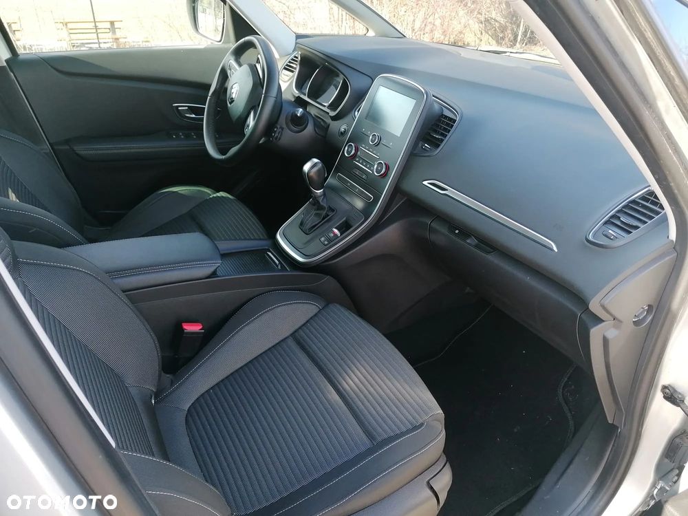 Renault Scenic - 13