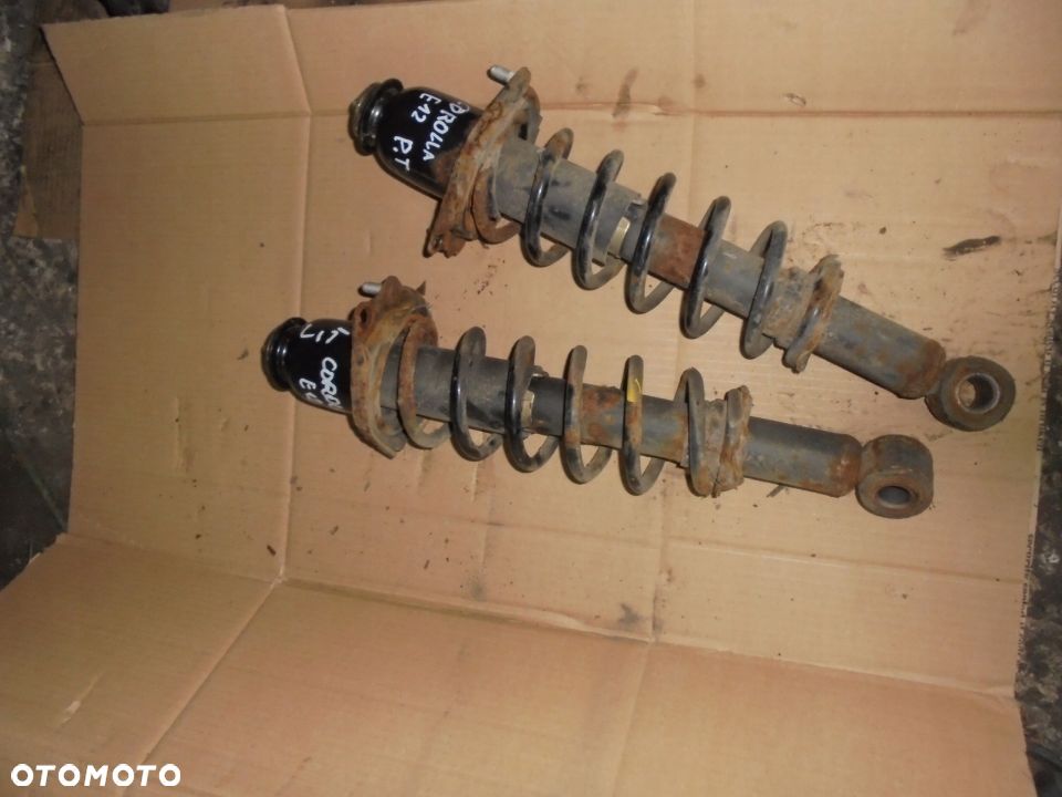 MCPERSON AMORTYZATOR PRAWY LEWY TYŁ COROLLA E12 - 2