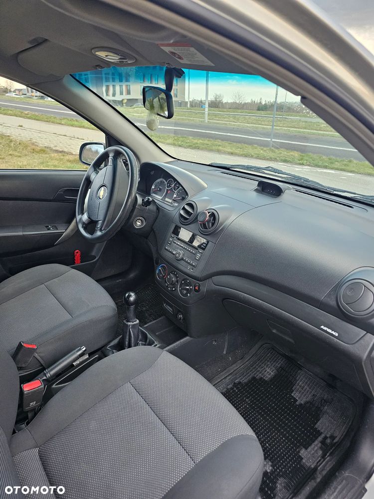 Chevrolet Aveo 1.2 16V LS EU5 - 10