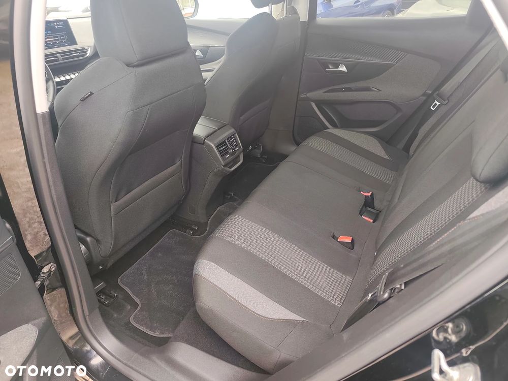 Peugeot 3008 - 10