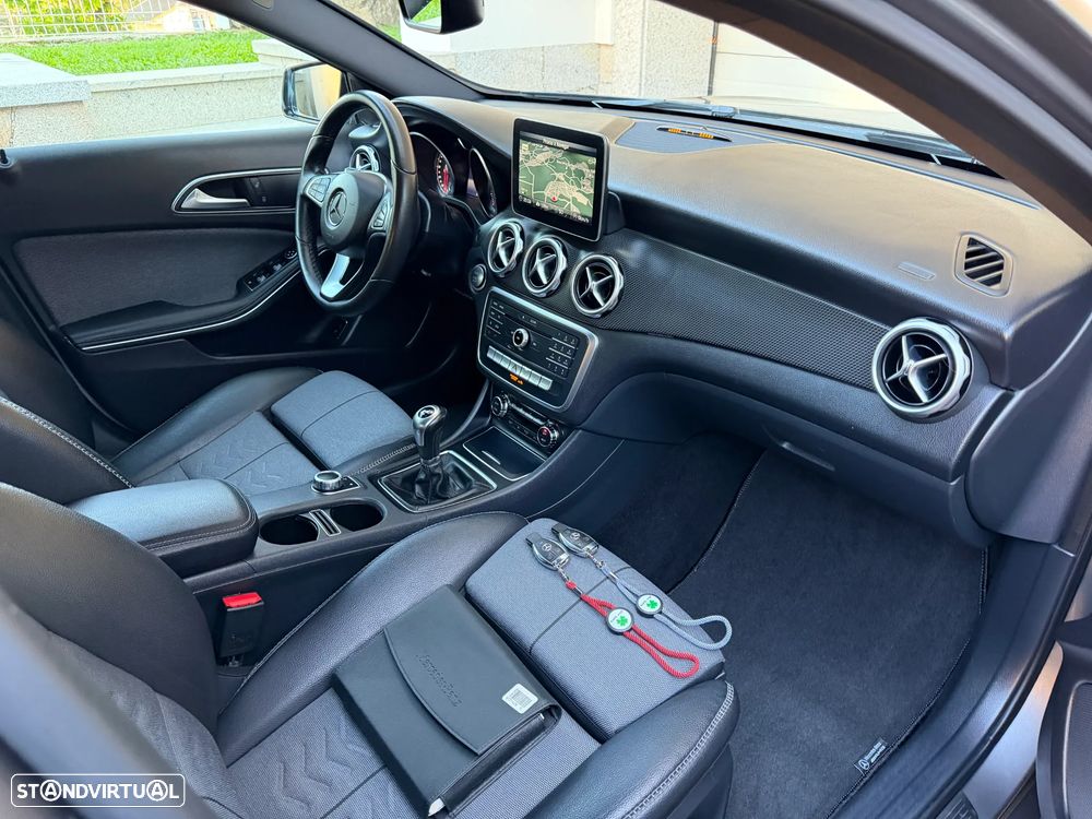 Mercedes-Benz GLA 180 d Urban - 7