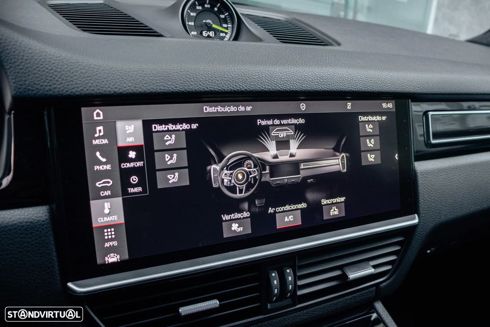 Porsche Cayenne Coupé E-Hybrid - 24