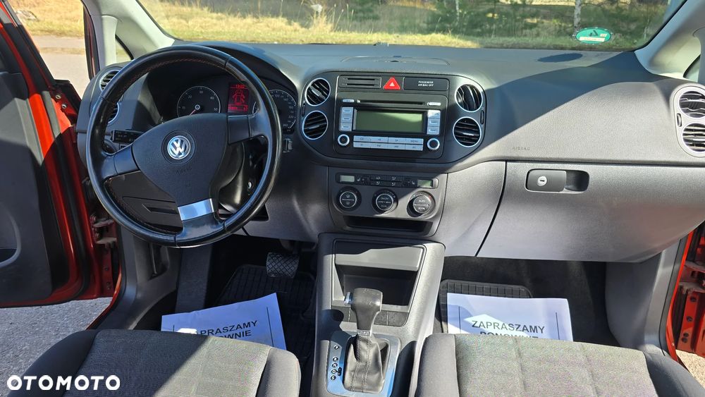 Volkswagen Golf Plus 1.9 TDI DSG Goal - 26