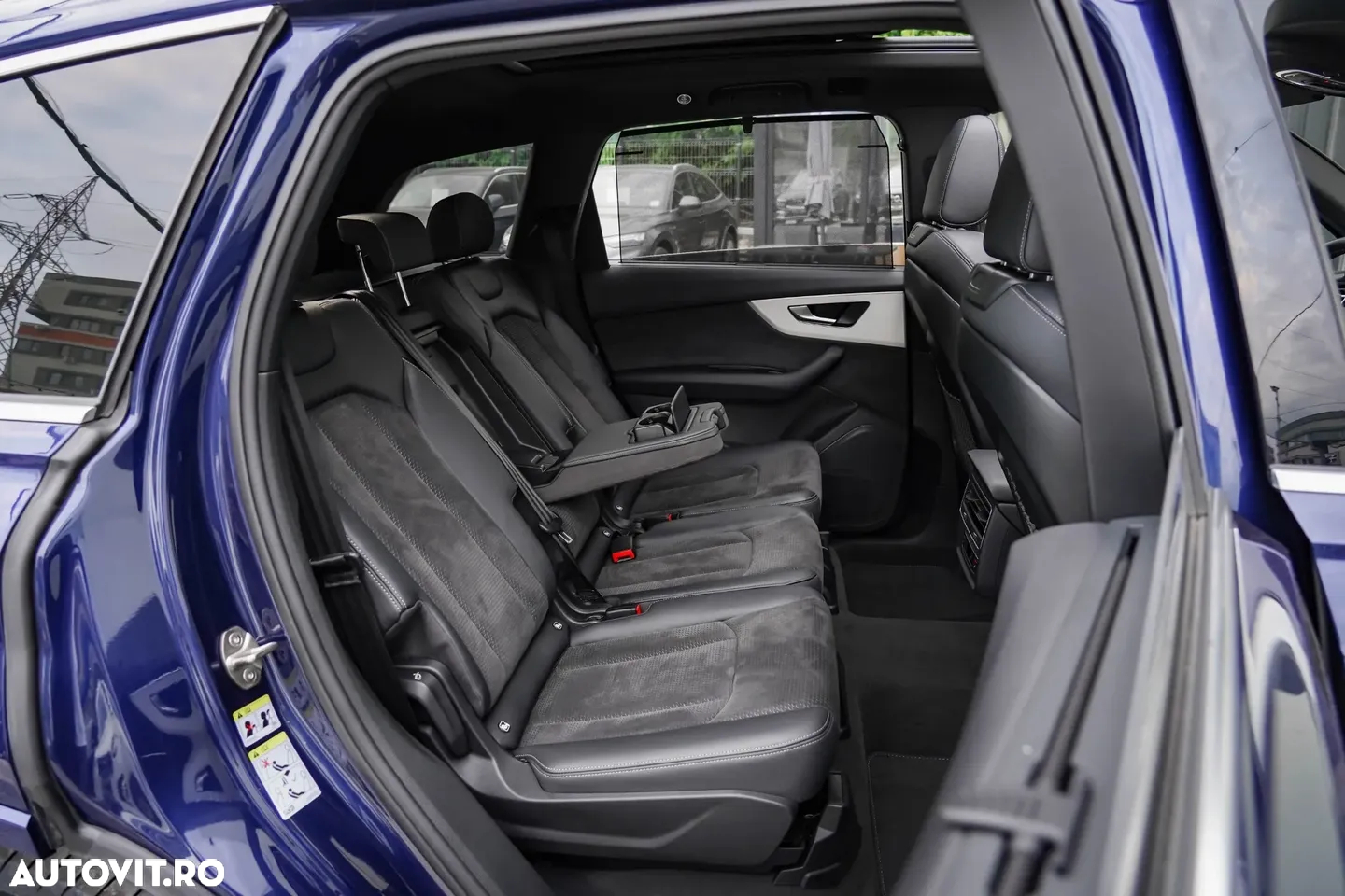 Audi Q7 55 TFSI e quattro Tiptronic PHEV S Line - 16