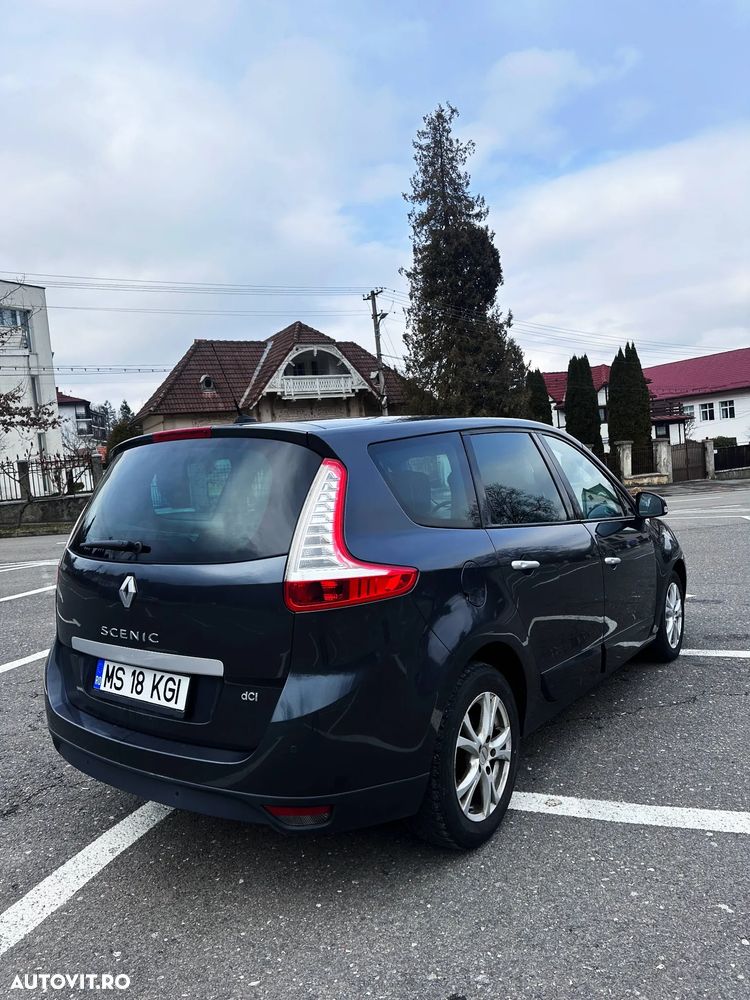 Renault Scenic - 17
