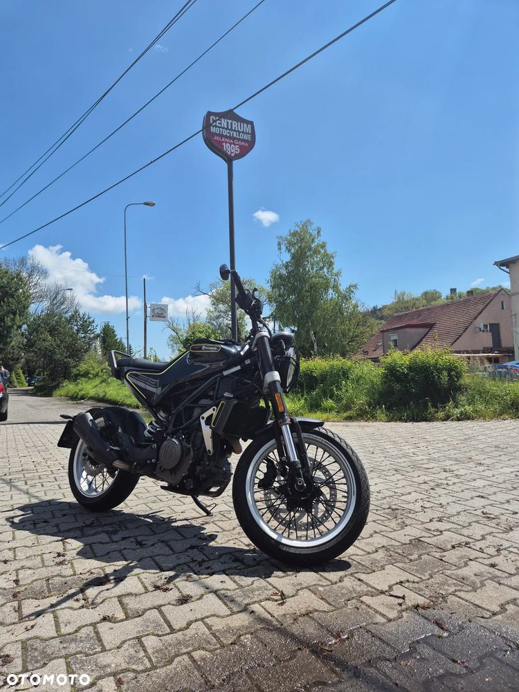 Husqvarna Svartpilen - 7