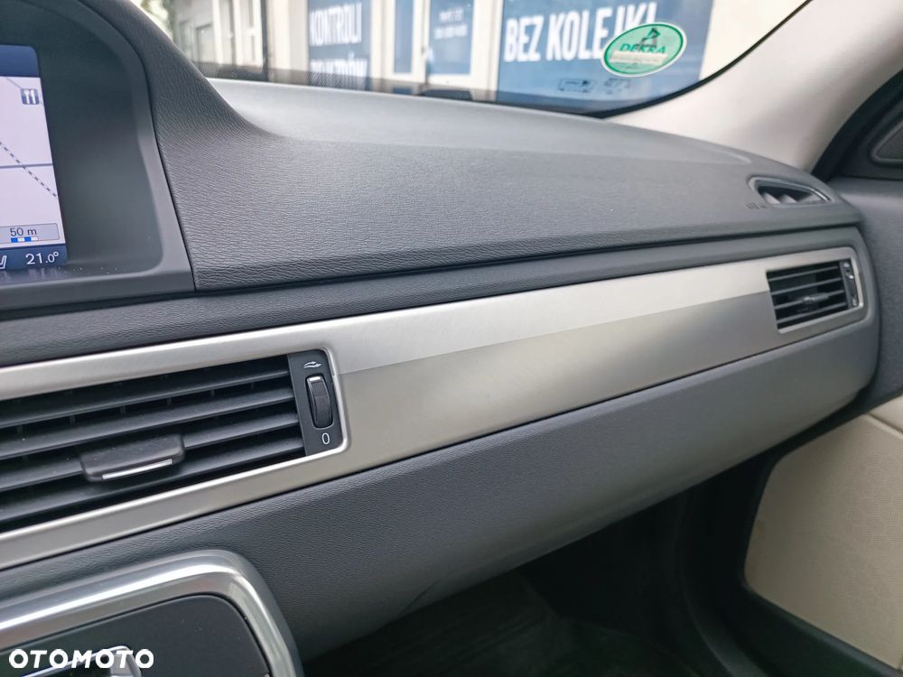 Volvo V70 T4 Powershift Summum - 19