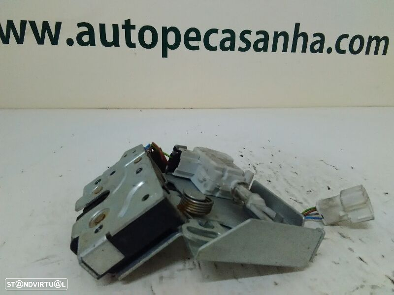 Fecho Da Mala Jaguar X-Type (X400) - 2
