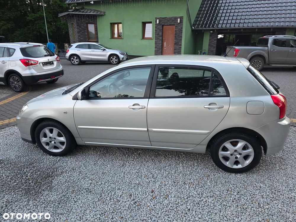 Toyota Corolla 1.6 VVT-i Executive - 3