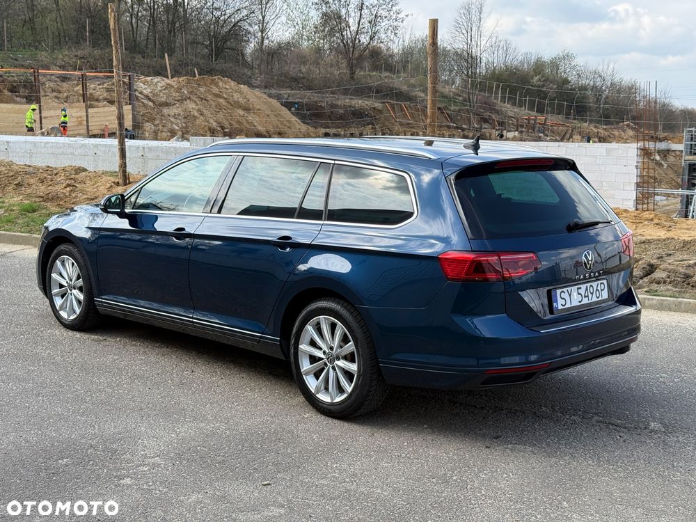 Volkswagen Passat - 9