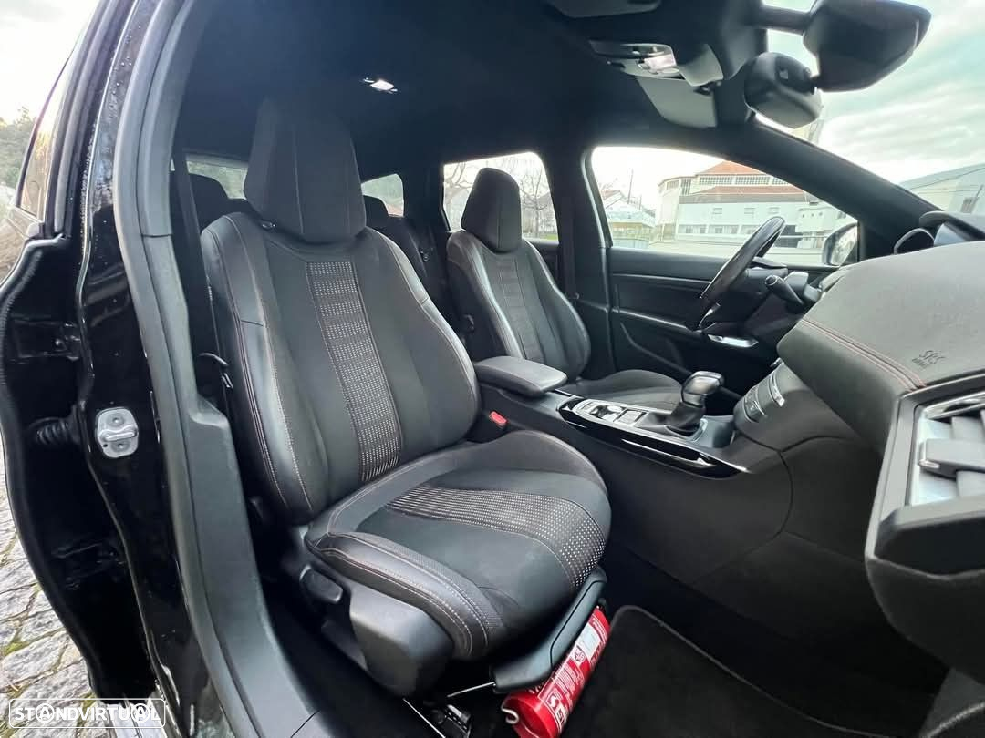 Peugeot 308 SW 1.2 PureTech GT Line EAT6 - 24