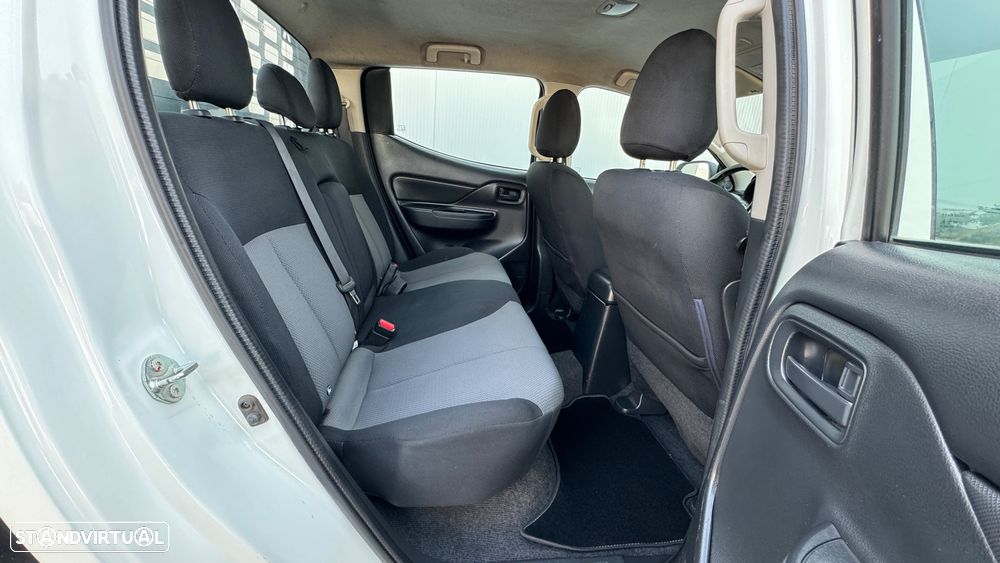 Mitsubishi L-200 Cabine dupla 4X2 - 21