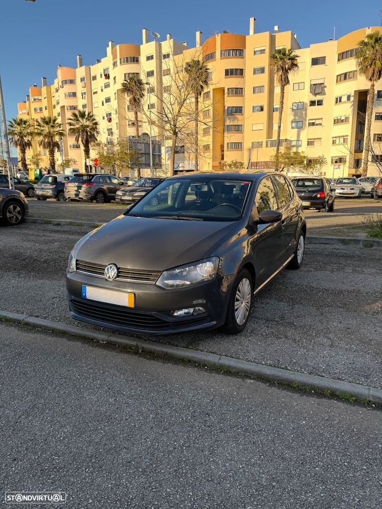 VW Polo 1.0 (Blue Motion ) Comfortline - 9