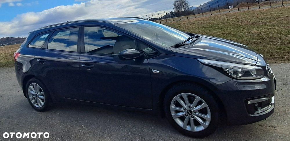 Kia Ceed - 7