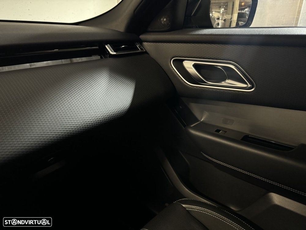 Land Rover Range Rover Velar 2.0 D R-Dynamic S - 32
