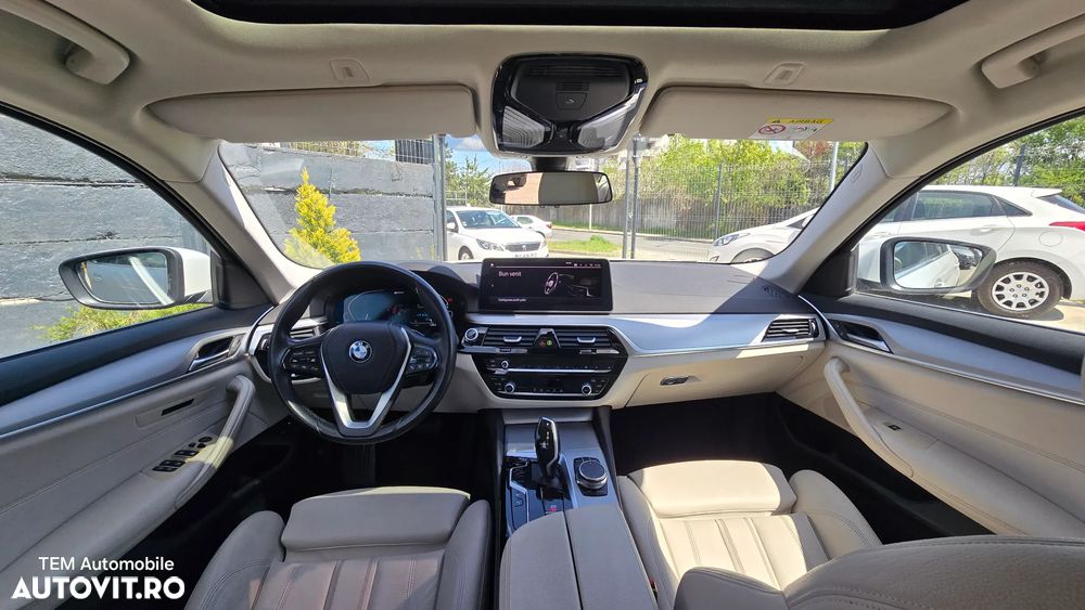 BMW Seria 5 530e Aut. Luxury Line - 7