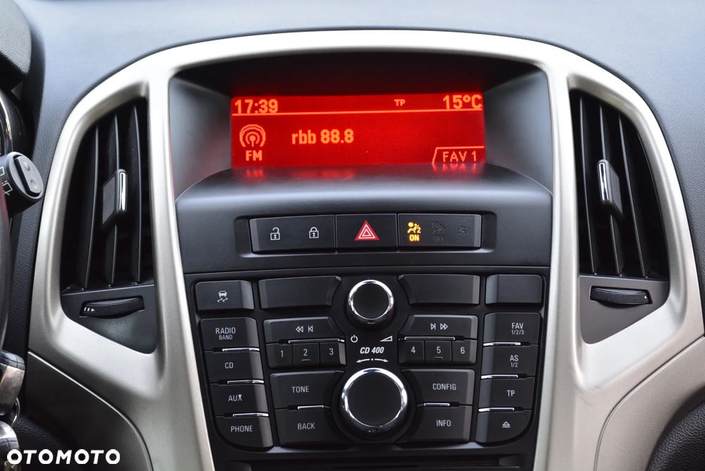 Opel Astra 1.6 Enjoy - 22