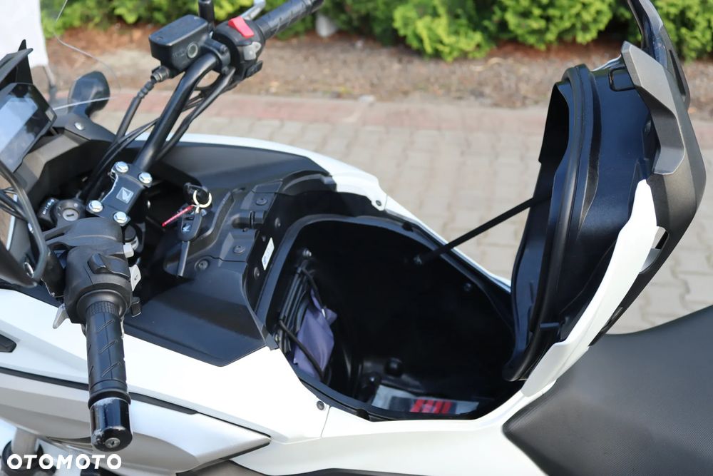 Honda NC - 9