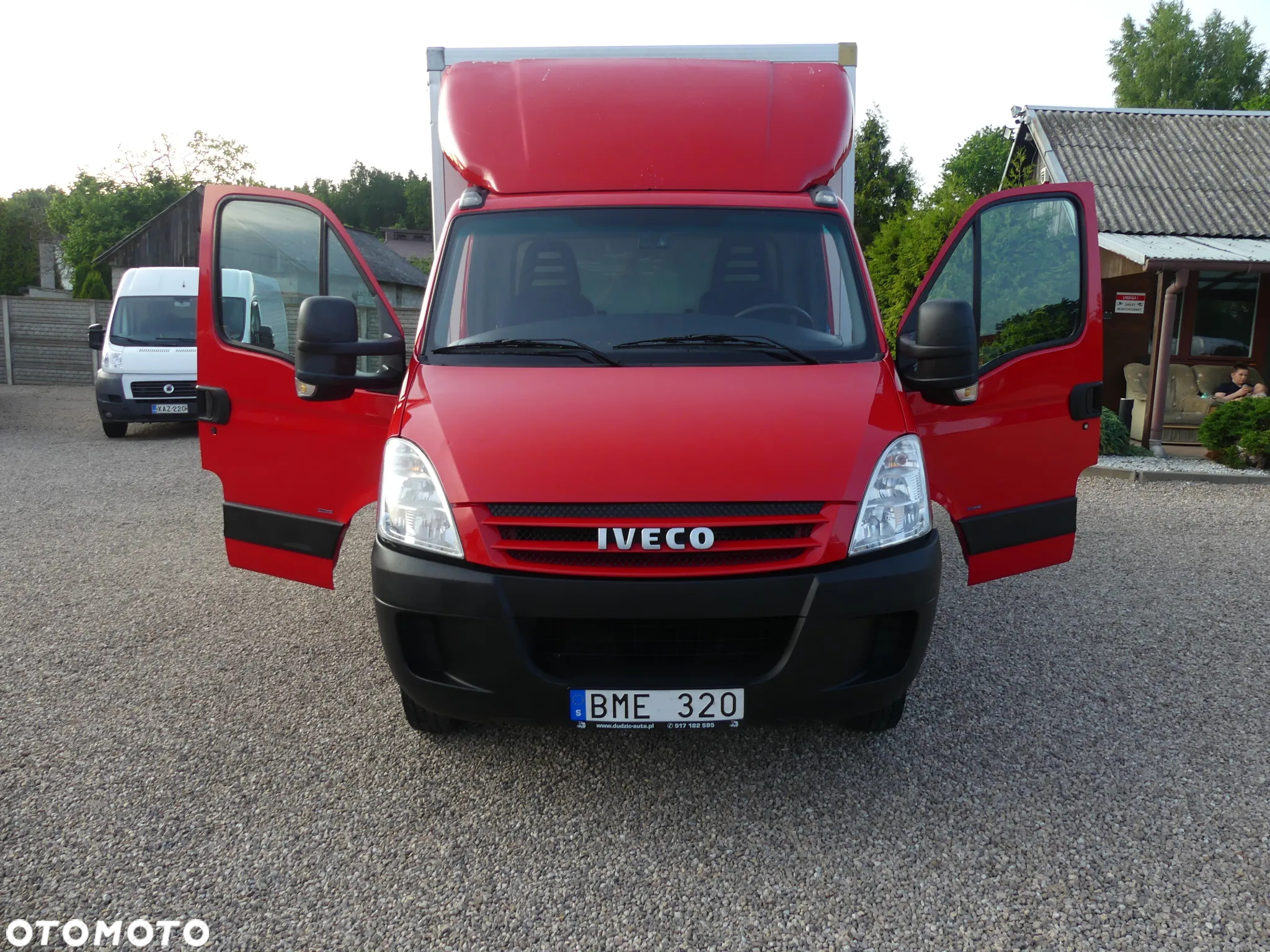 Iveco DAILY 35C18 NA BLIŻNIAKU IZOTERMA - 28