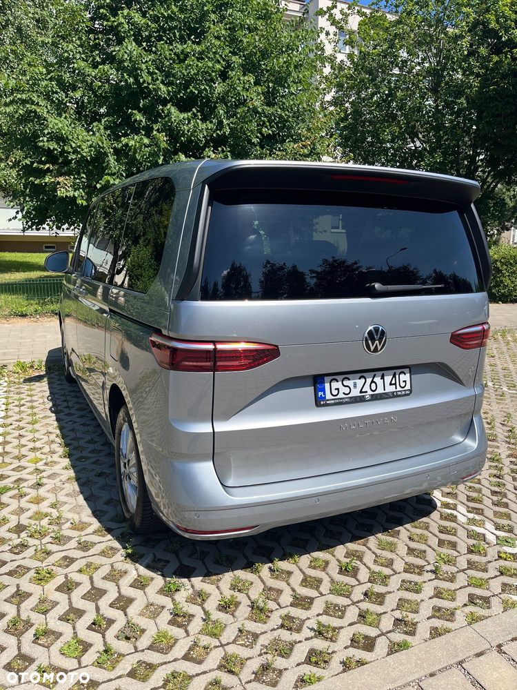 Volkswagen Multivan - 4