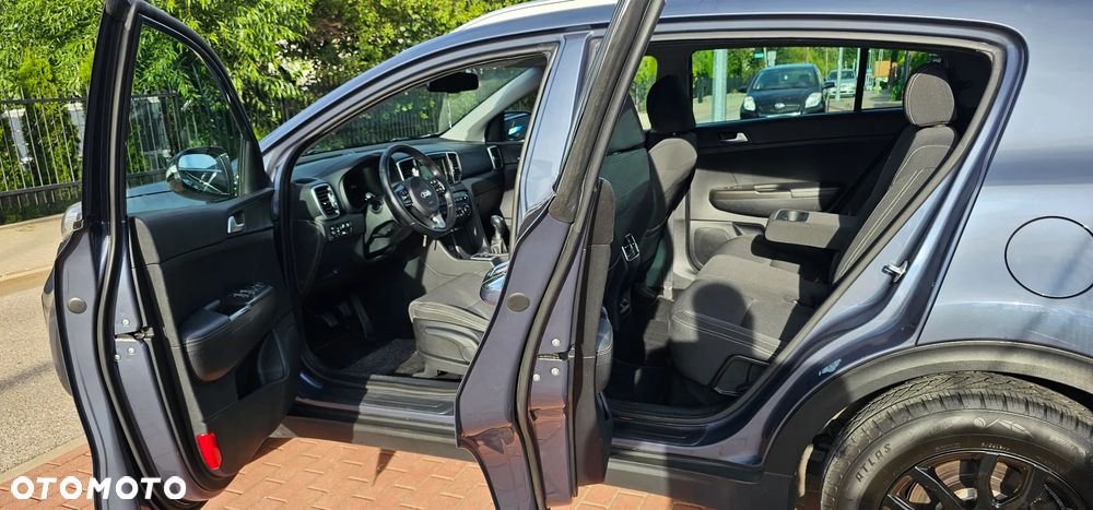 Kia Sportage 1.6 GDI 2WD DREAM-TEAM EDITION - 28