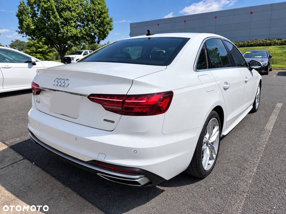Audi A4 Limousine 45 TFSI quattro S tronic S line - 4