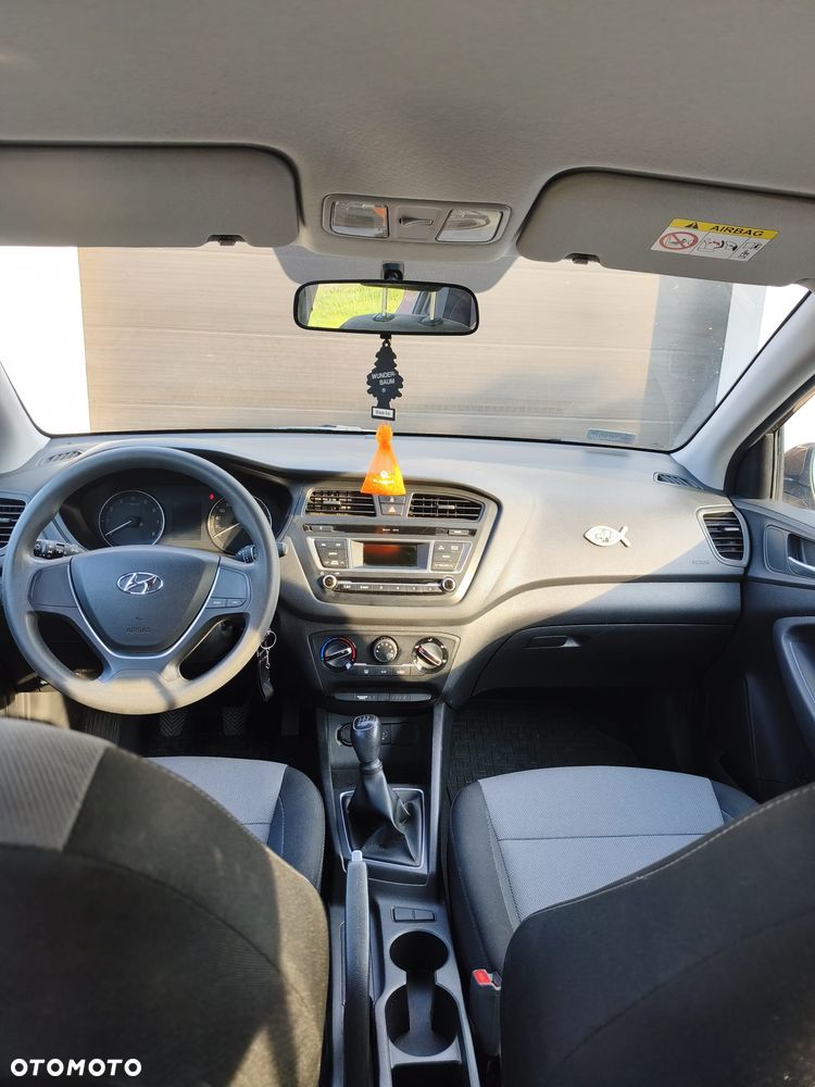 Hyundai i20 1.2 Classic Plus - 4