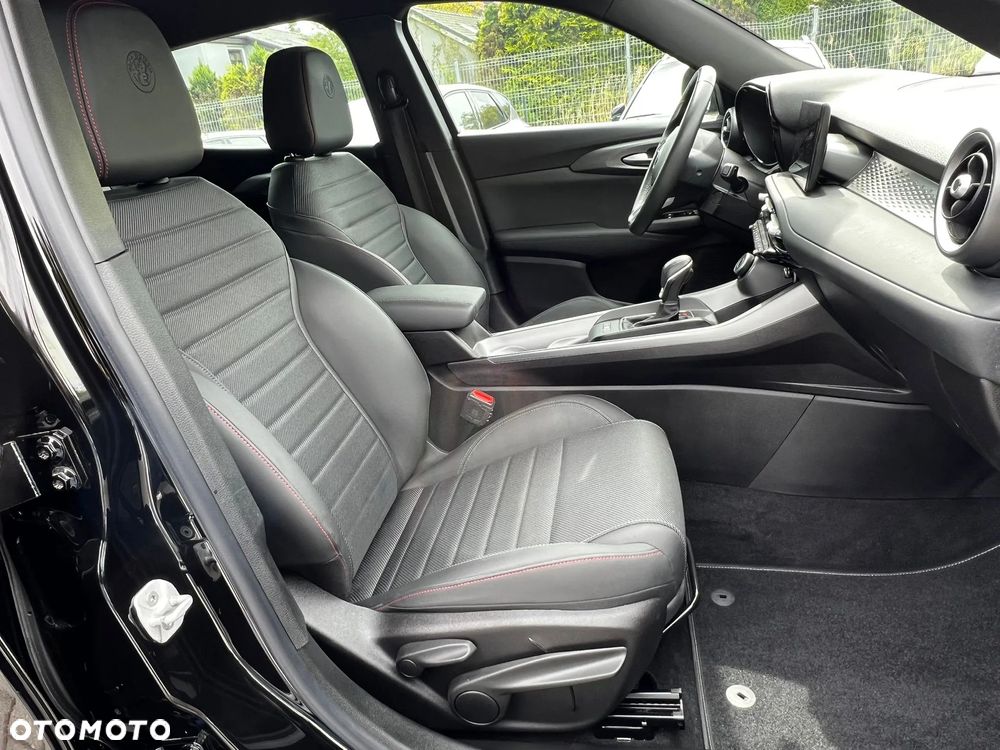 Alfa Romeo Tonale 1.5 T Edizione Speciale - 16