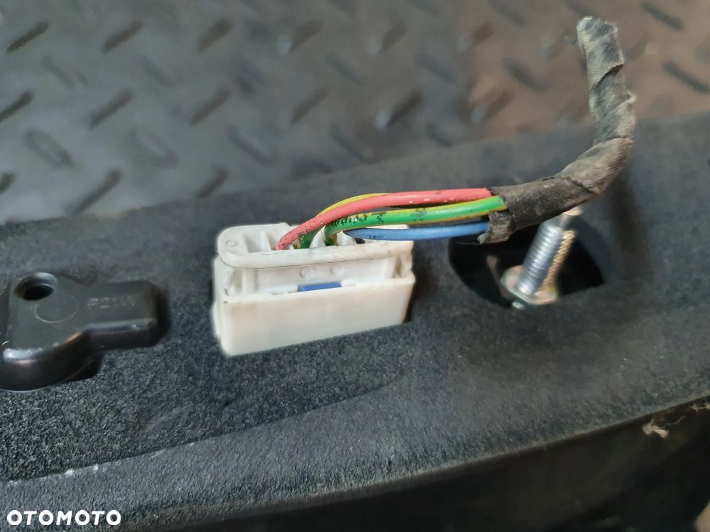 LAMPA LEWY TYŁ W KLAPIE CITROEN C5 II  89032711 EUROPA - 5