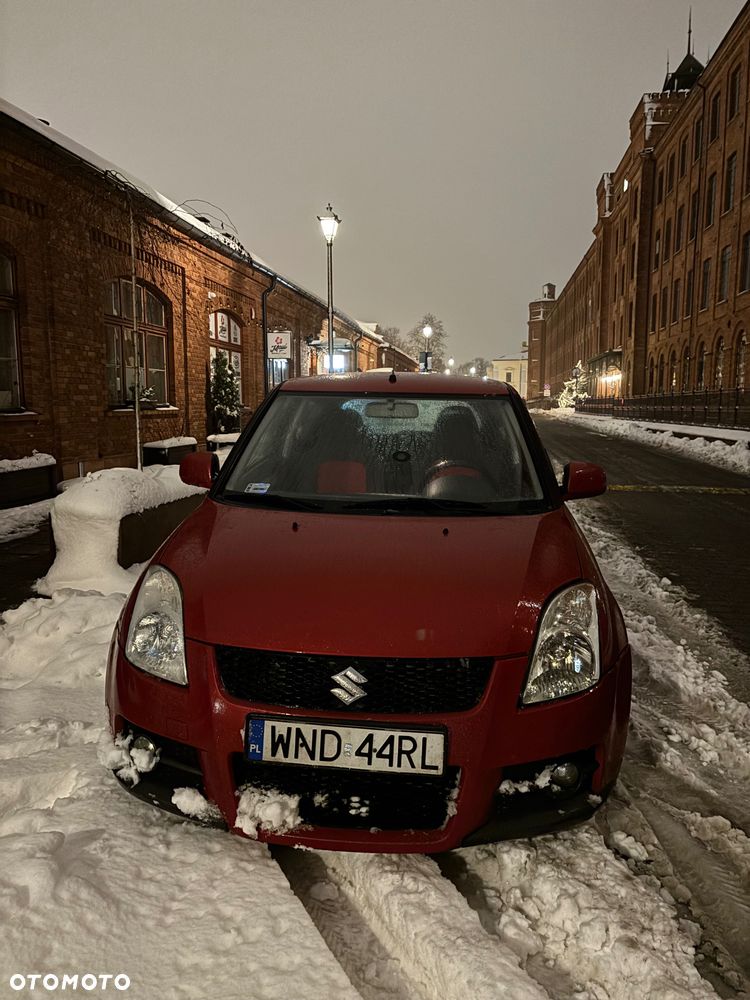 Suzuki Swift - 1